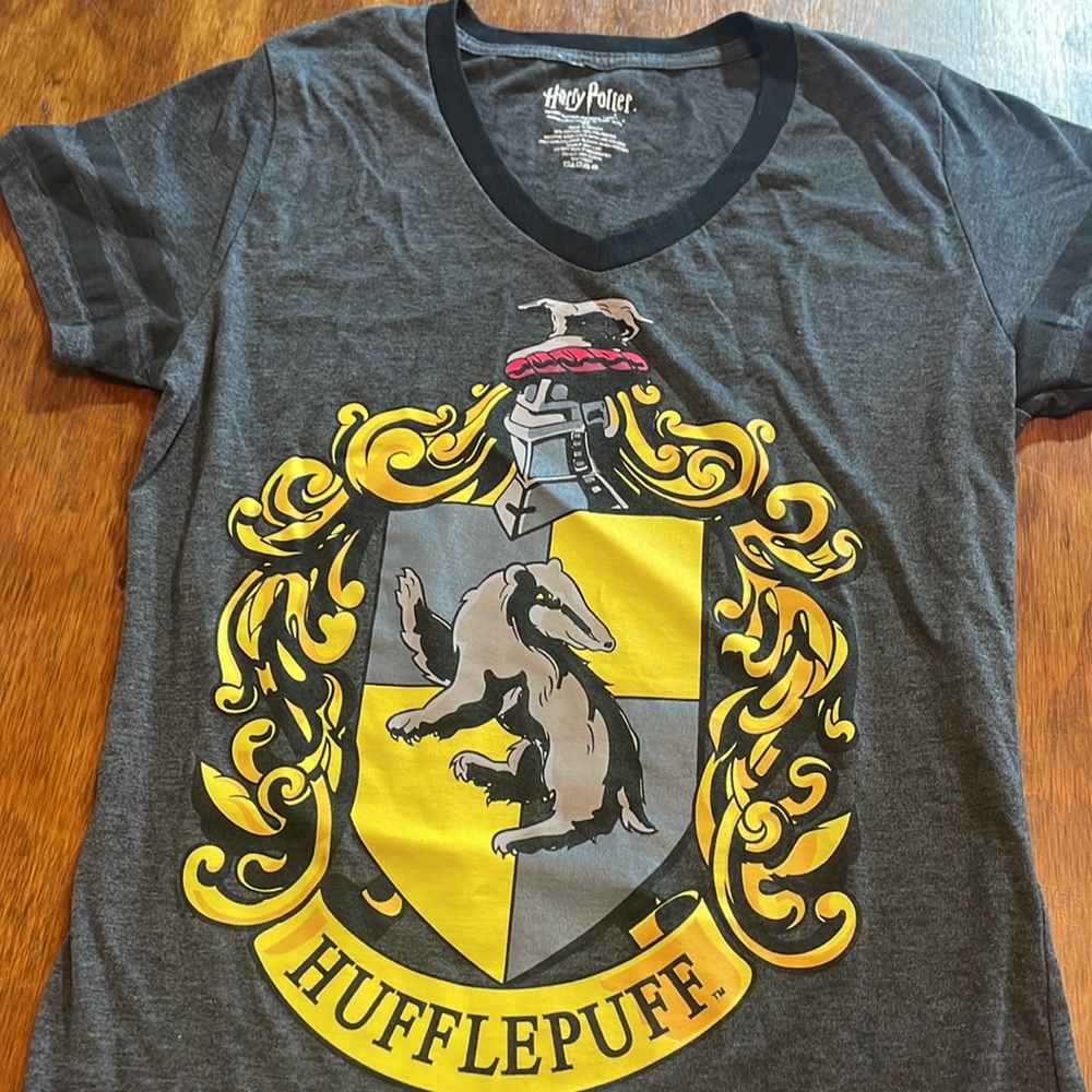 Tshirt - Picture 2 of 3